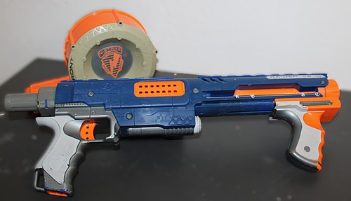 Nerf strike raider - nerf,